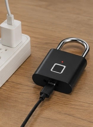 Cadenas Étanche à Empreinte Digitale – Rechargeable USB, Sans Clé